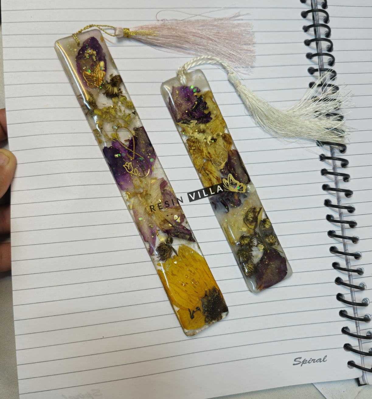 Custom Resin Art, Flower Preservation Bookmark - Personalized Floral Keepsake Bookmark for Gifts and Special Occasions