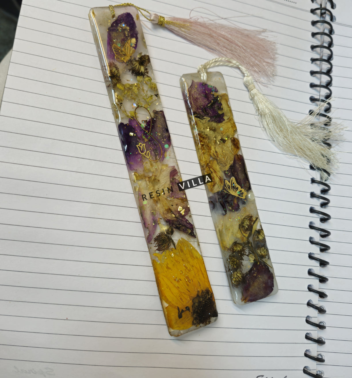 Custom Resin Art, Flower Preservation Bookmark - Personalized Floral Keepsake Bookmark for Gifts and Special Occasions